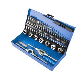 Set di rubinetti e matrici antichi